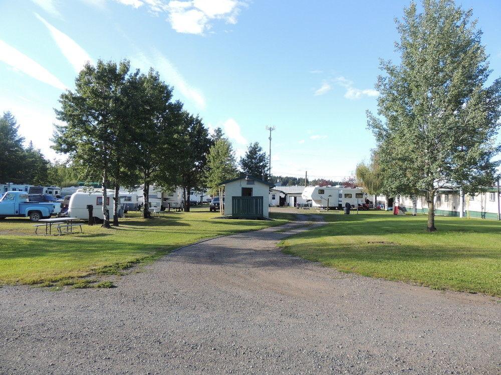 100 Mile Motel & Rv Park 100 Mile House 외부 사진