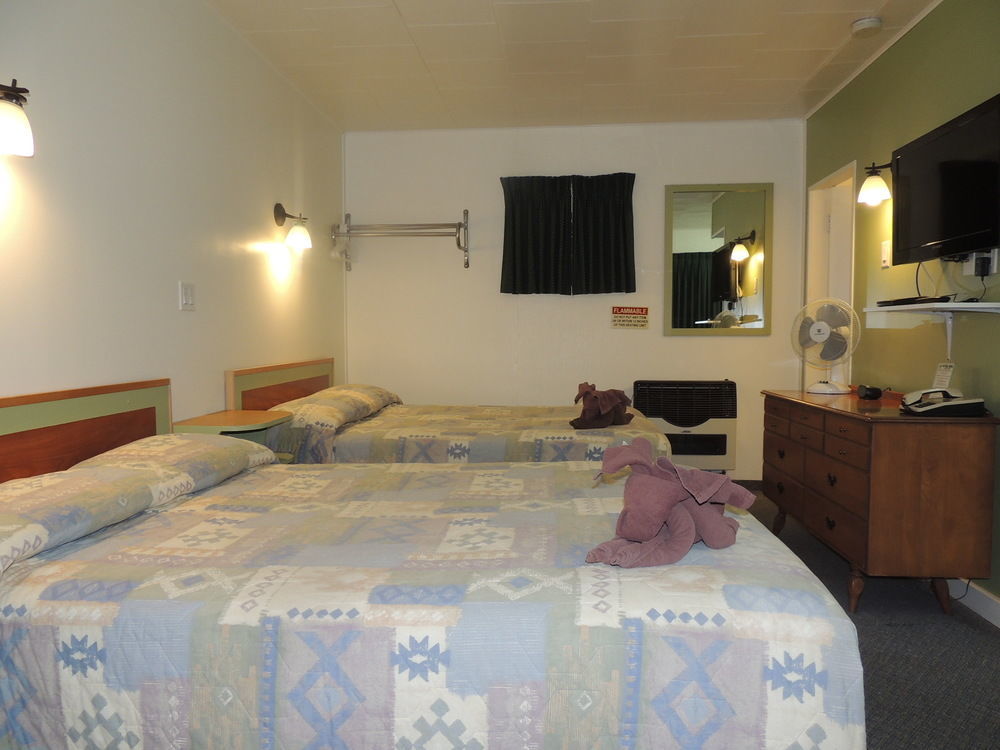 100 Mile Motel & Rv Park 100 Mile House 외부 사진