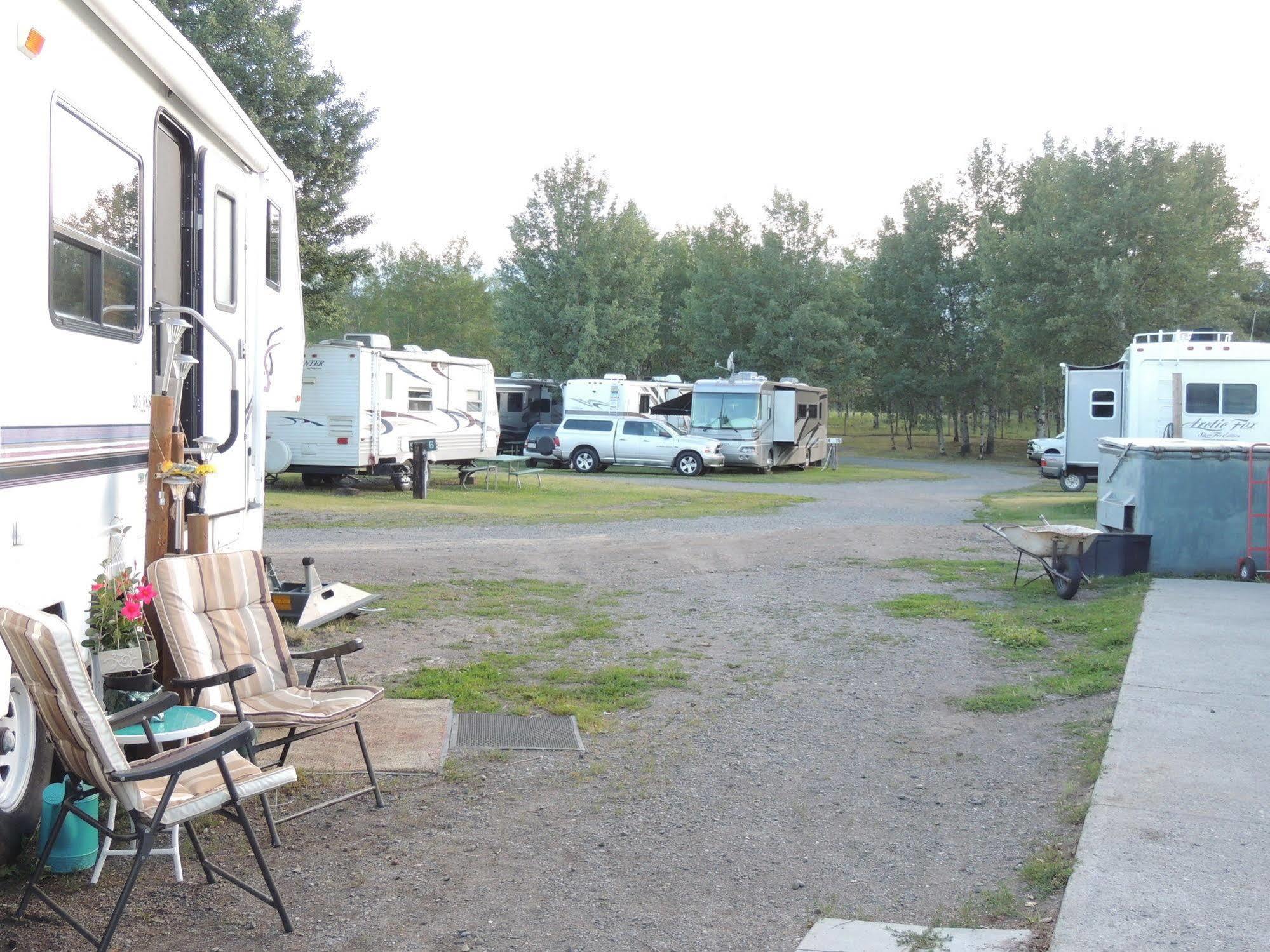 100 Mile Motel & Rv Park 100 Mile House 외부 사진