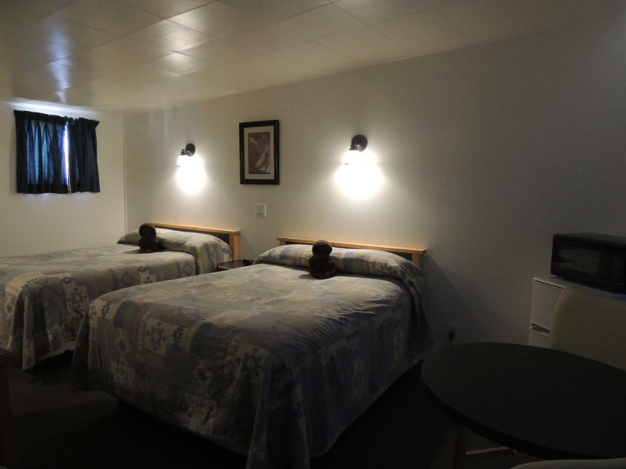 100 Mile Motel & Rv Park 100 Mile House 외부 사진