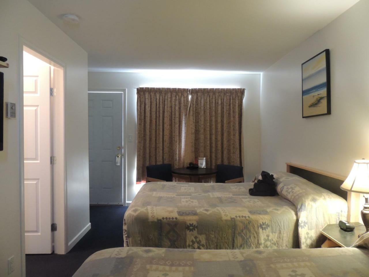 100 Mile Motel & Rv Park 100 Mile House 외부 사진
